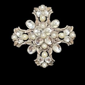 Vintage Cross Silvertone Brooch Pin. Estate Piece Marked Silver Starrs.